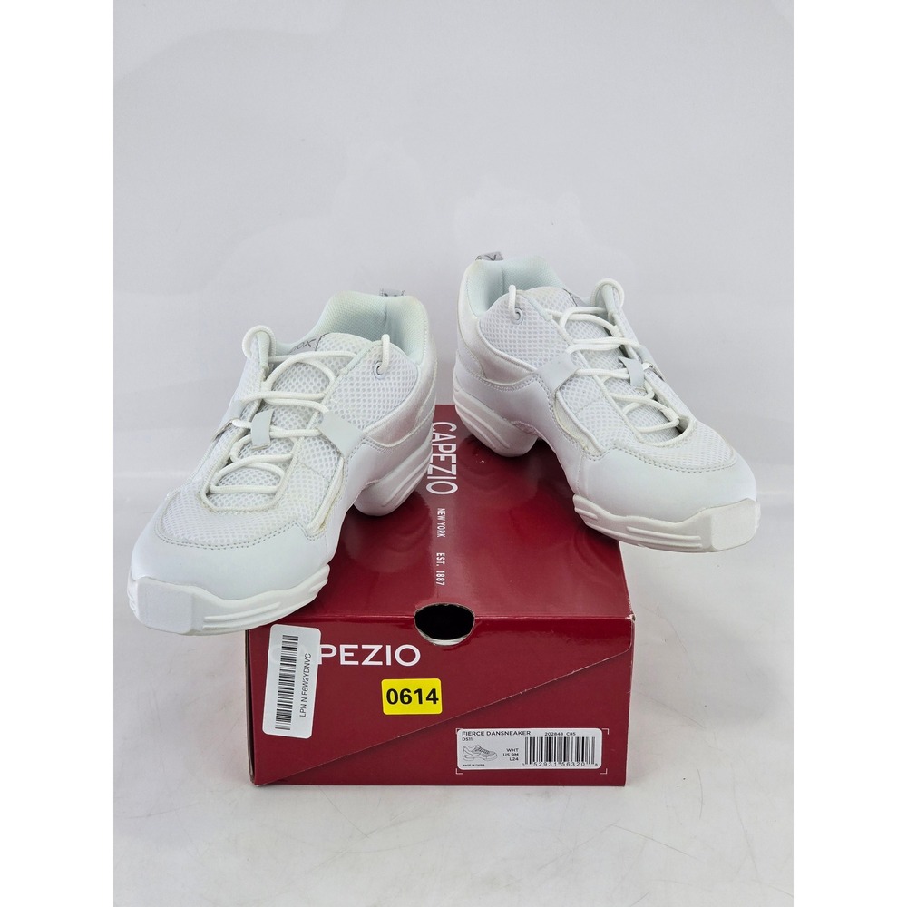 Capezio Fierce Dansneaker Women 9 White Dance Shoes DS11 - Excellent